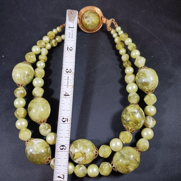 Vintage Y2K Green Lucite Gold Tone Chunky Statement Choker Necklace - Picture 8 of 11